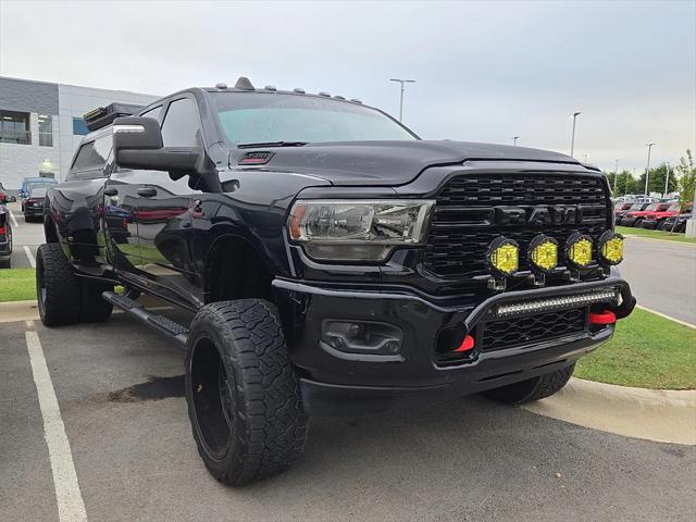 2024 RAM 3500 Tradesman Crew Cab 4x4 8 Box