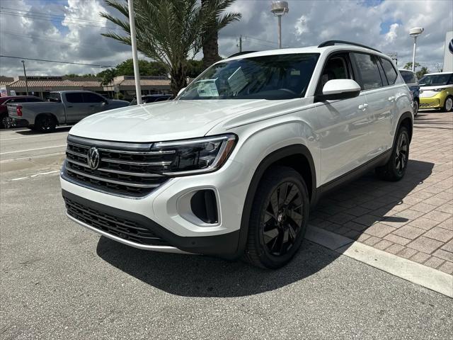 2026 Volkswagen Atlas SE with Technology