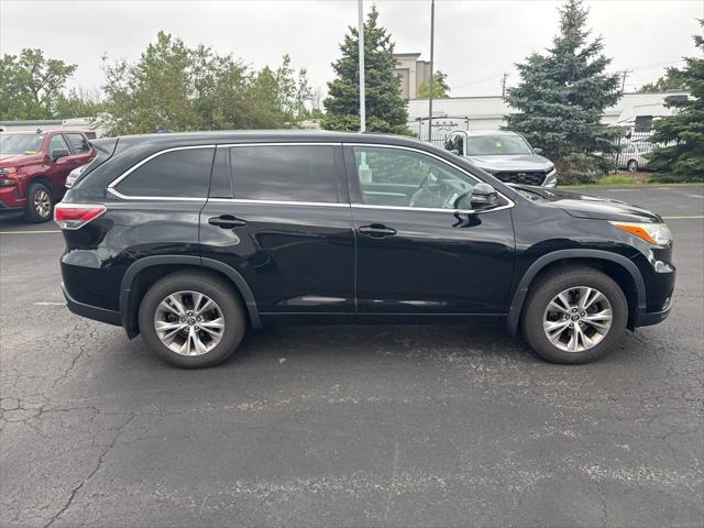 2016 Toyota Highlander LE Plus V6