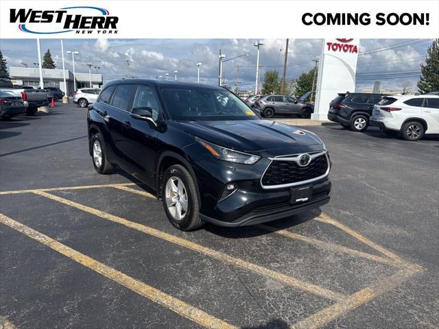 2024 Toyota Highlander LE