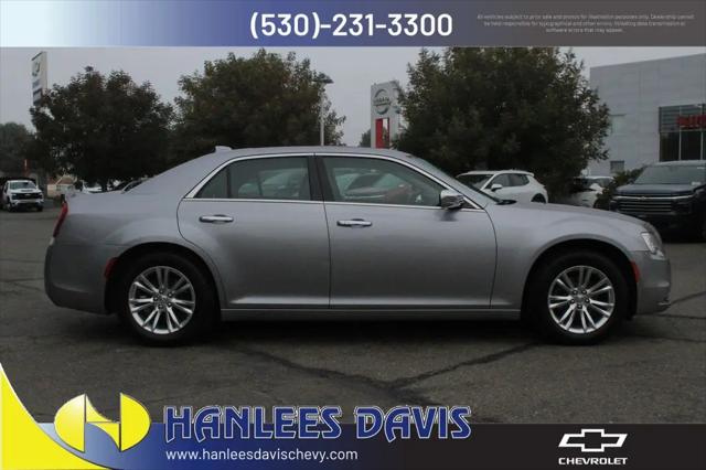 2016 Chrysler 300 C