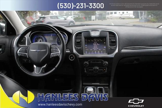 2016 Chrysler 300 C