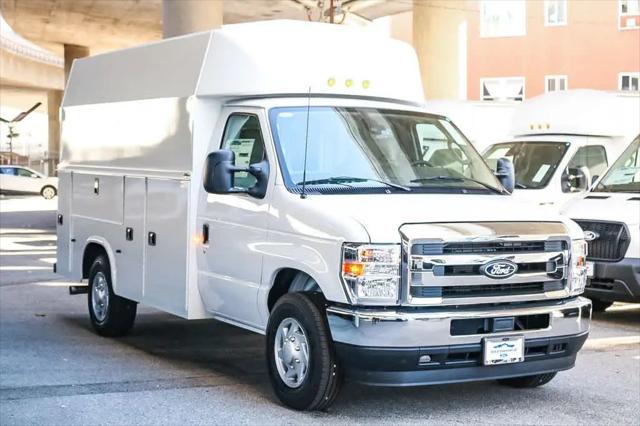 2026 Ford E-350 Cutaway E-Series Cutaway