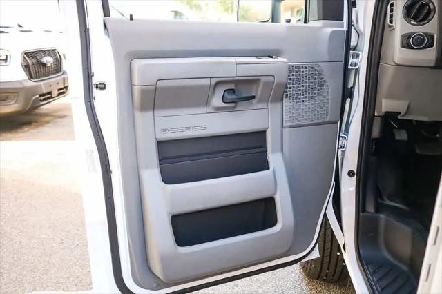 2026 Ford E-350 Cutaway E-Series Cutaway