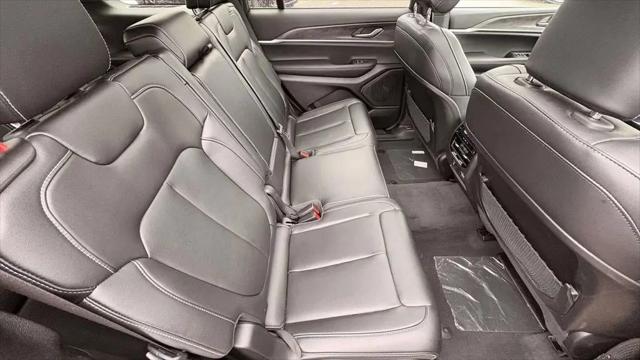 2025 Jeep Grand Cherokee L Limited 4x4
