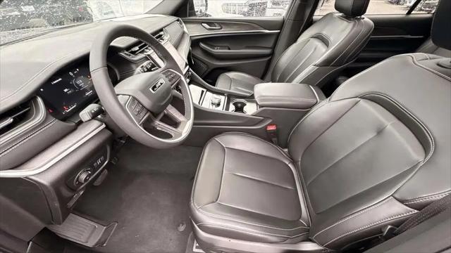 2025 Jeep Grand Cherokee L Limited 4x4
