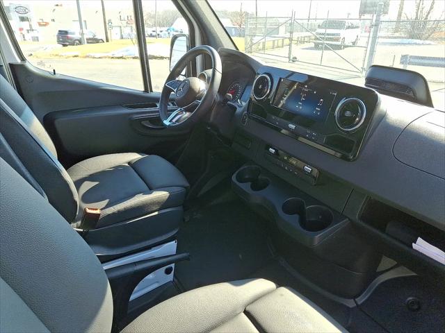 2025 Mercedes-Benz Sprinter 2500 Standard Roof 4-Cyl Diesel