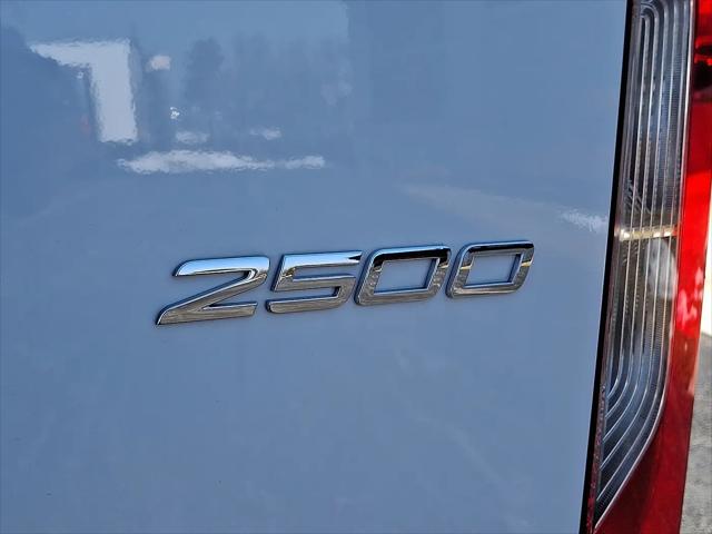 2025 Mercedes-Benz Sprinter 2500 Standard Roof 4-Cyl Diesel