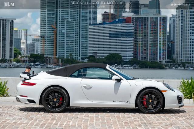 2017 Porsche 911 Carrera S