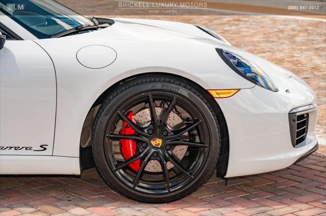 2017 Porsche 911 Carrera S