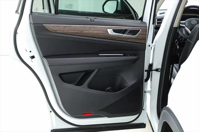 2026 Volkswagen Atlas SEL Premium R-Line