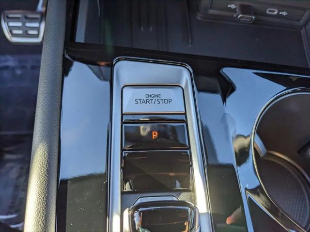 2026 Volkswagen Atlas Cross Sport SEL R-Line Black