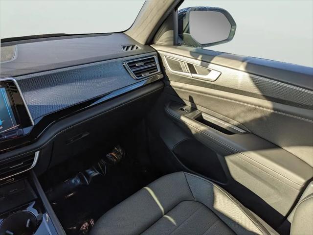 2026 Volkswagen Atlas Cross Sport SEL R-Line Black