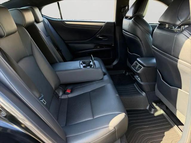 2022 Lexus ES 350 F SPORT