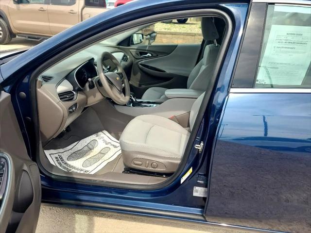 2022 Chevrolet Malibu FWD LT