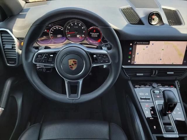 2022 Porsche Cayenne Standard