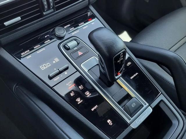 2022 Porsche Cayenne Standard