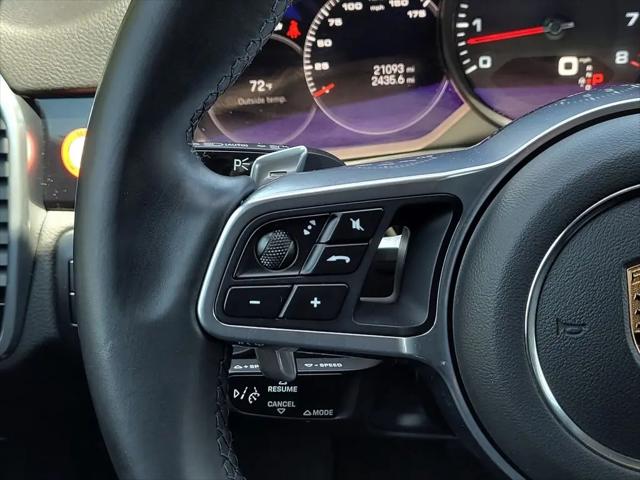 2022 Porsche Cayenne Standard
