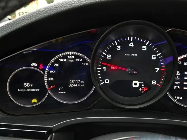 2022 Porsche Cayenne Standard