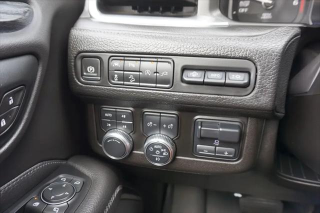 2021 GMC Yukon 4WD Denali