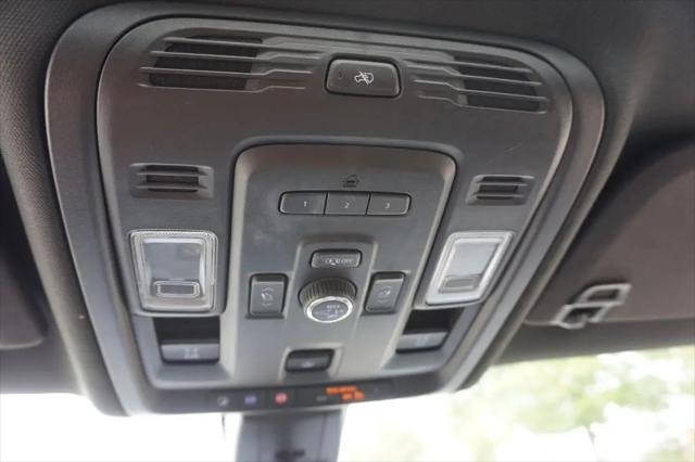 2021 GMC Yukon 4WD Denali
