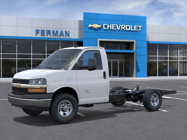 2025 Chevrolet Express Cutaway Work Van