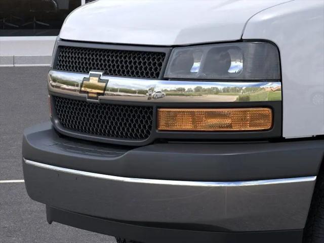 2025 Chevrolet Express Cutaway Work Van