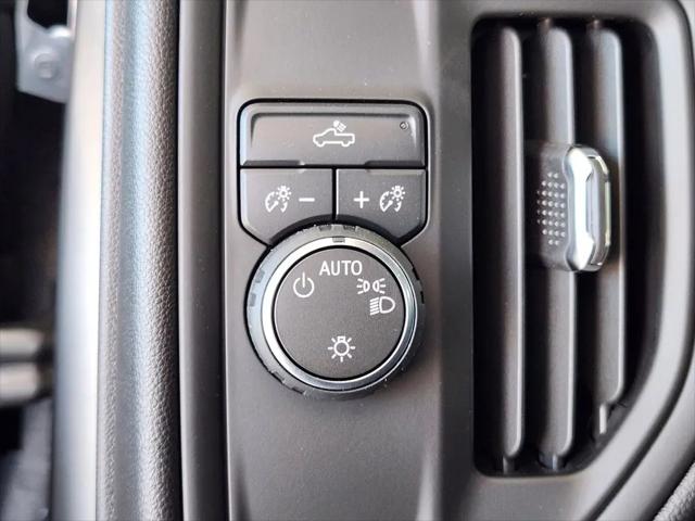 2026 Chevrolet Silverado 1500 2WD Crew Cab Short Bed Custom