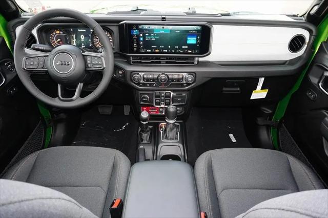 2025 Jeep Wrangler 4-Door Willys 4x4