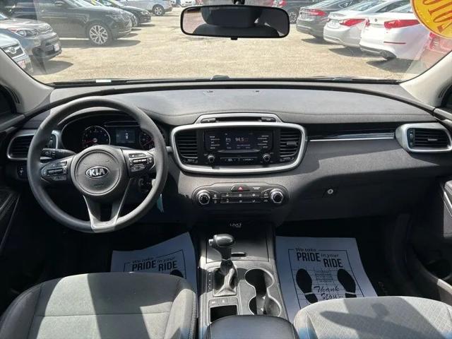 2016 Kia Sorento 3.3L LX