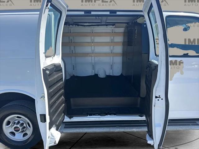 2023 GMC Savana Cargo RWD 2500 Regular Wheelbase Work Van