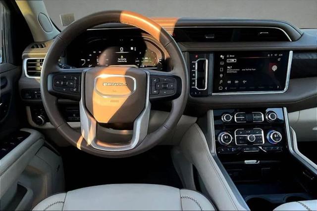2023 GMC Yukon 4WD Denali