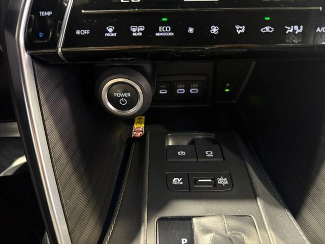 2023 Toyota Venza XLE
