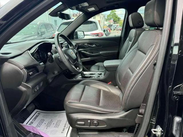 2023 Chevrolet Traverse AWD High Country