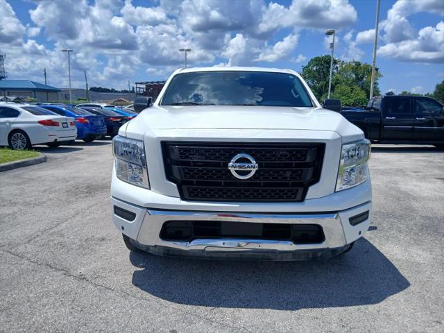 2022 Nissan Titan Crew Cab SV 4x2
