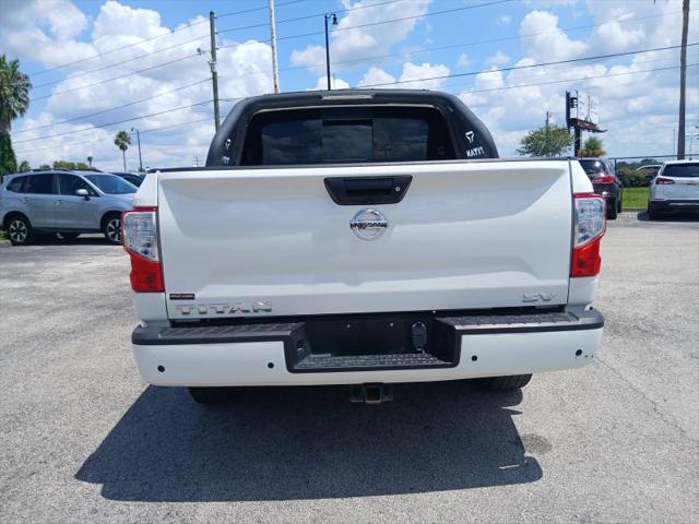 2022 Nissan Titan Crew Cab SV 4x2