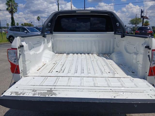 2022 Nissan Titan Crew Cab SV 4x2