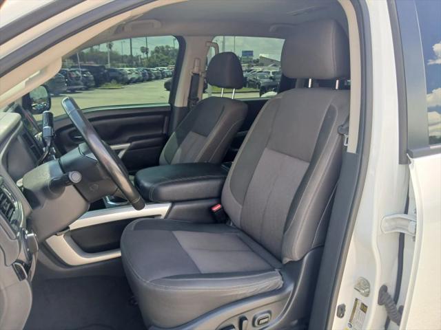 2022 Nissan Titan Crew Cab SV 4x2