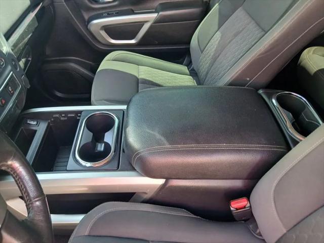 2022 Nissan Titan Crew Cab SV 4x2