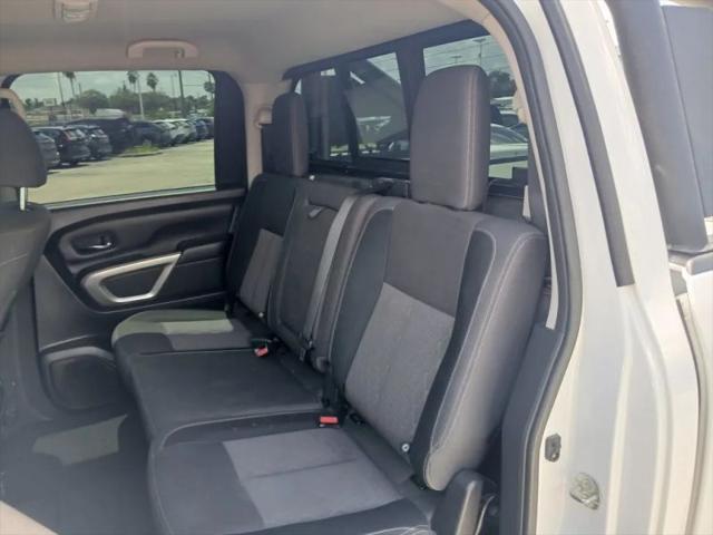2022 Nissan Titan Crew Cab SV 4x2