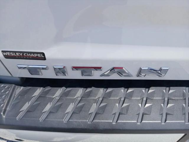 2022 Nissan Titan Crew Cab SV 4x2