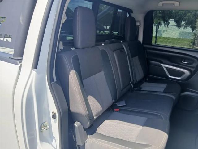2022 Nissan Titan Crew Cab SV 4x2