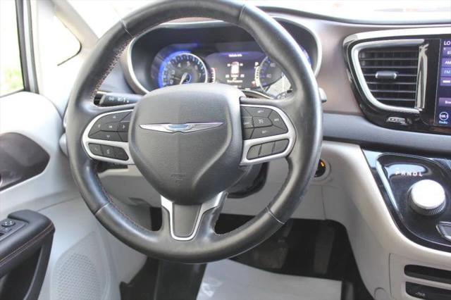 2018 Chrysler Pacifica Touring L Plus