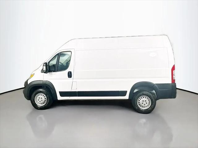 2026 Ram ProMaster 2500 Cargo Van Tradesman High Roof 136" WB w/Pass Seat
