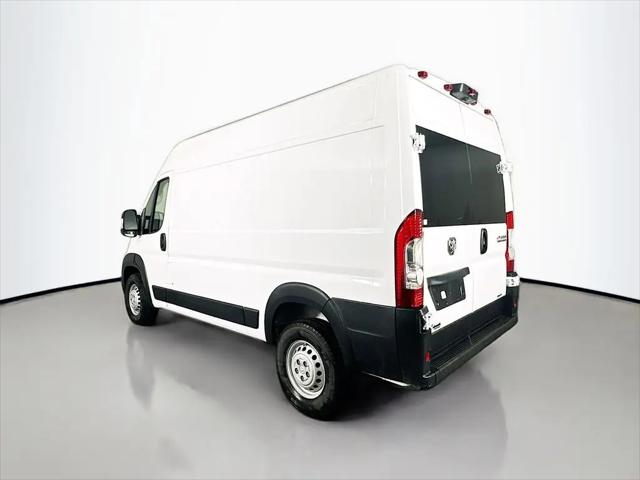 2026 Ram ProMaster 2500 Cargo Van Tradesman High Roof 136" WB w/Pass Seat