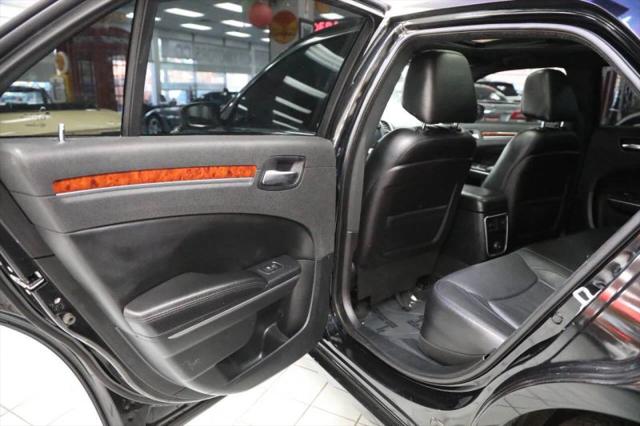2012 Chrysler 300 Limited