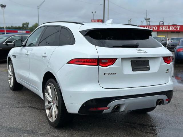 2019 Jaguar F-PACE S