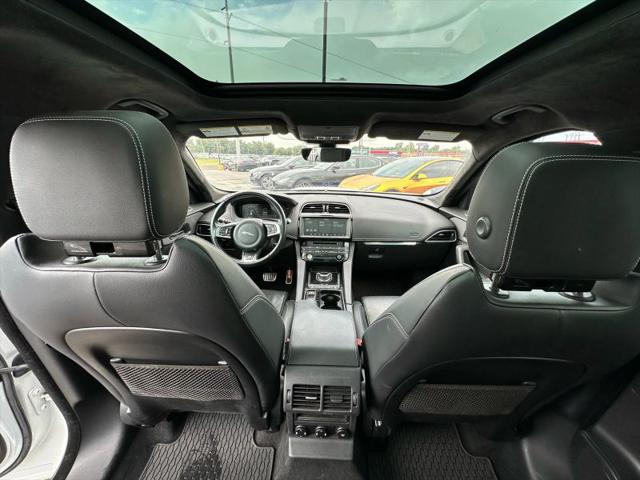 2019 Jaguar F-PACE S