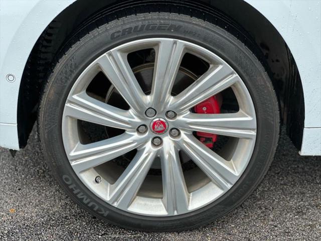 2019 Jaguar F-PACE S
