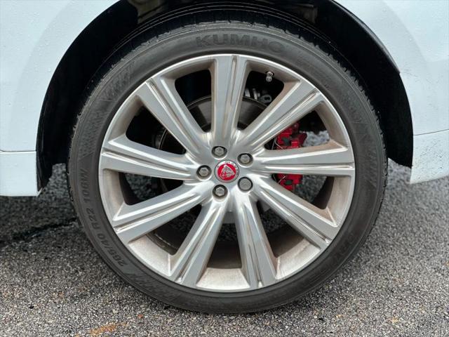 2019 Jaguar F-PACE S